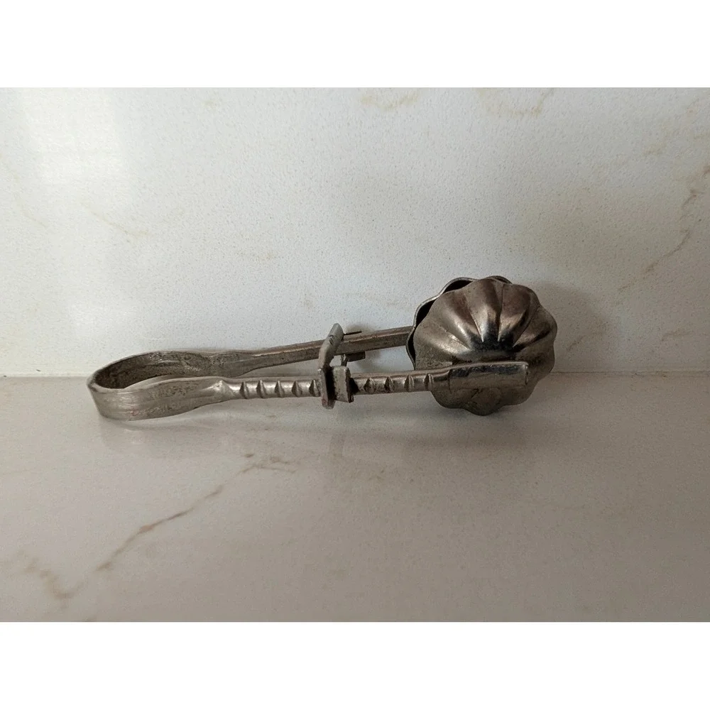 Vintage Silver Tone Seashell Butter Curler Tea Bag Squeezer Shell Mold Tool